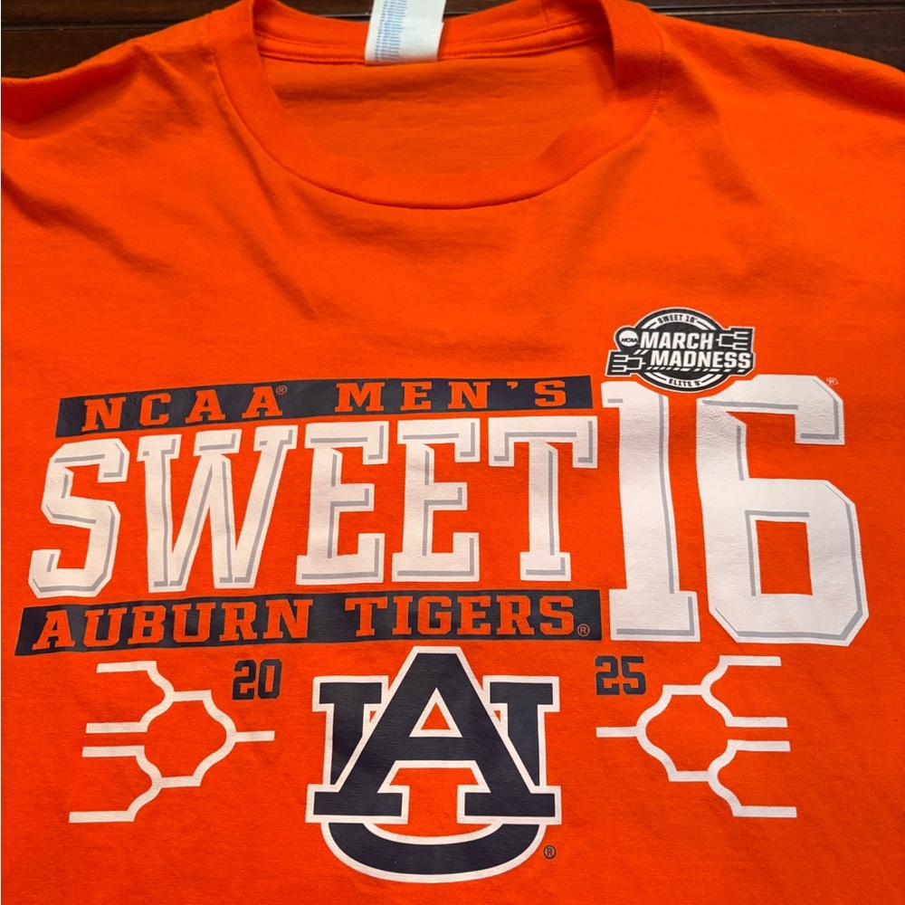 Orange Auburn Tigers Sweet 16 T-Shirt Size XL - Picture 2 of 4